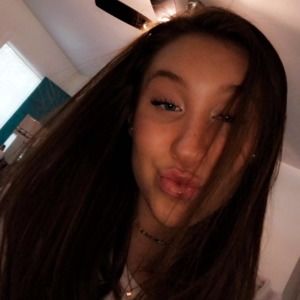 Meet your Posher, Micaela